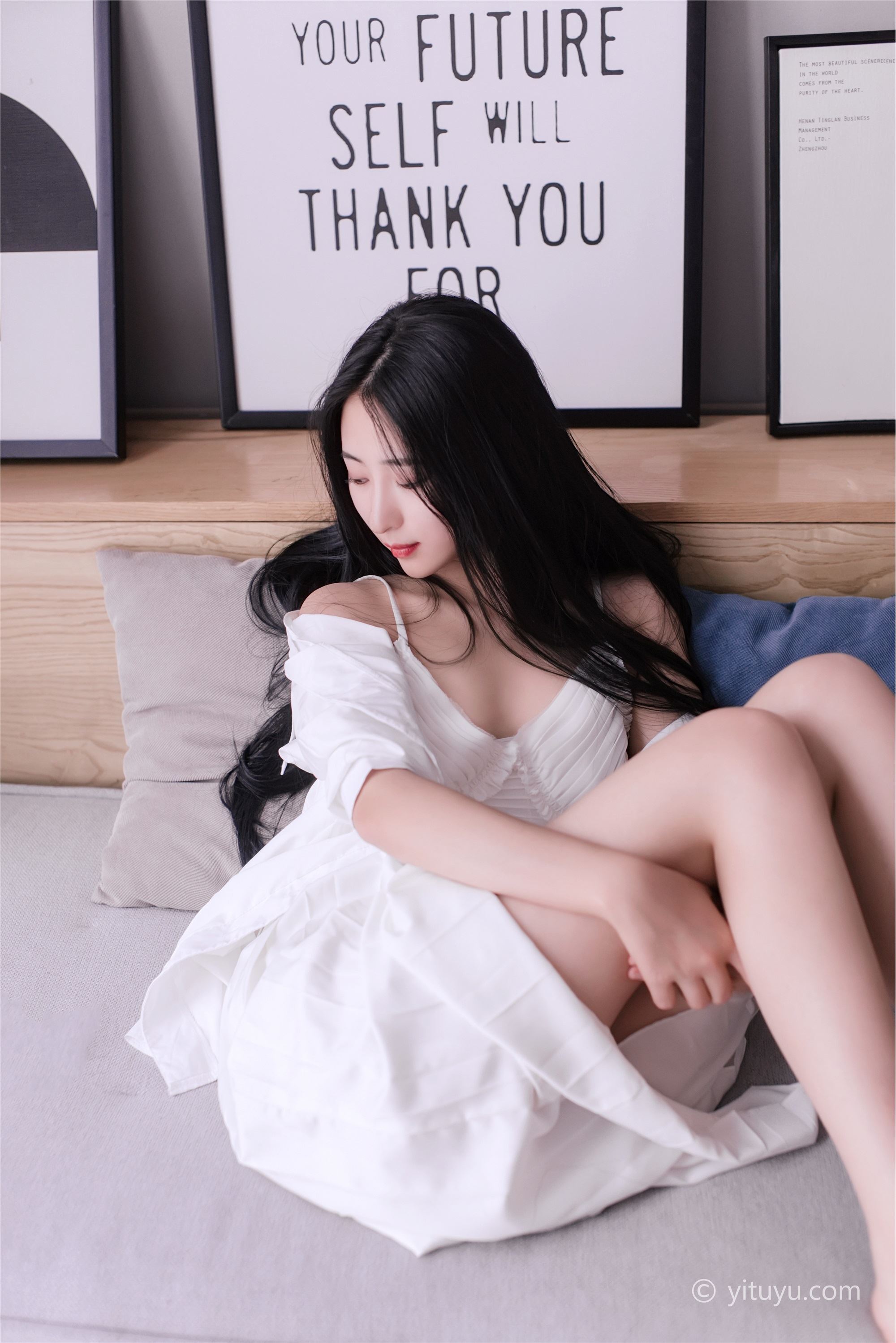 YITUYU艺图语 2021.08.16 分手前 颖儿